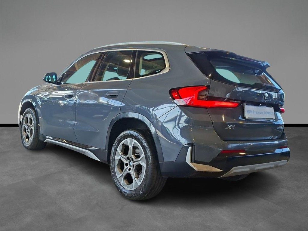BMW X1 sDrive 18d xLine Aut. + Tetto apr. - 4