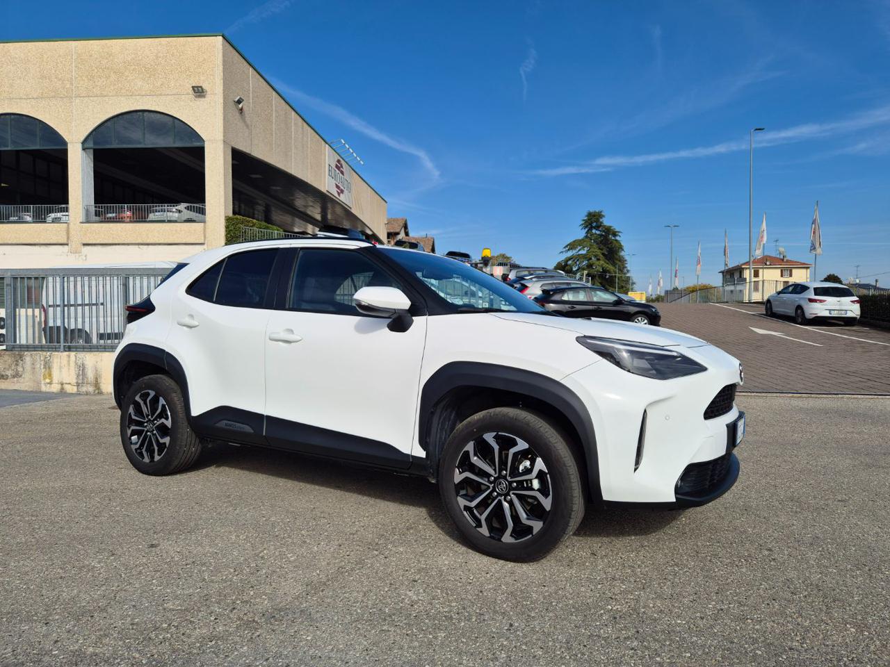 TOYOTA Yaris Cross 1.5 Hybrid 5p. E-CVT Trend - 6