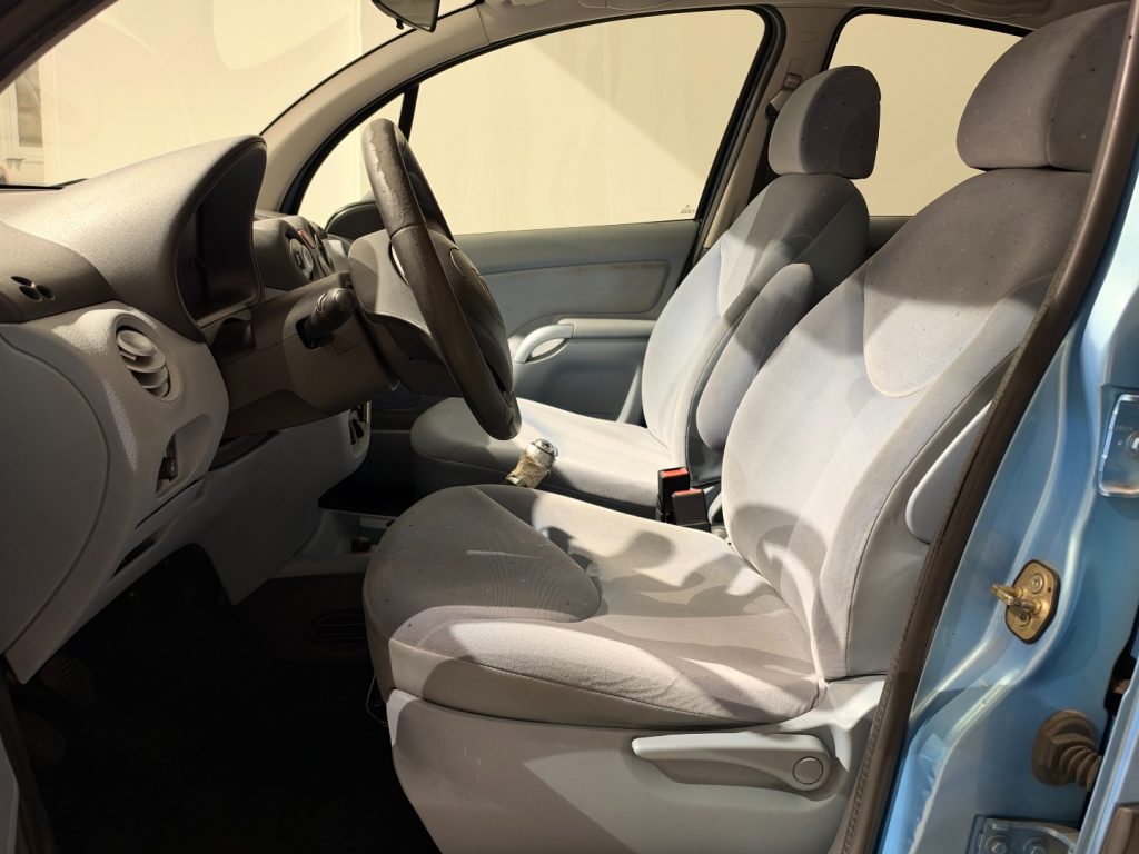CITROEN C3 1.1 D&G - 9
