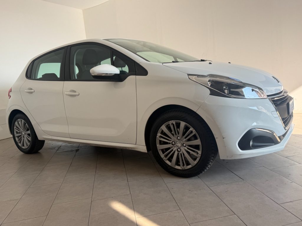 PEUGEOT 208 1° serie PureTech 82 5 porte Allure - 3
