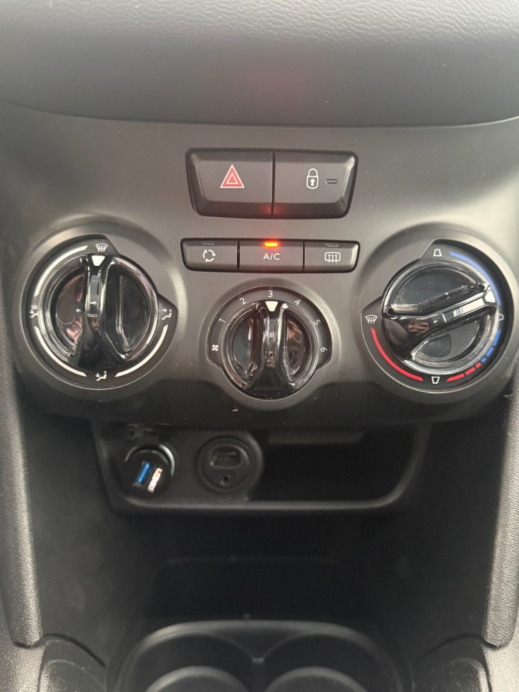 PEUGEOT 208 1° serie PureTech 82 5 porte Allure - 14