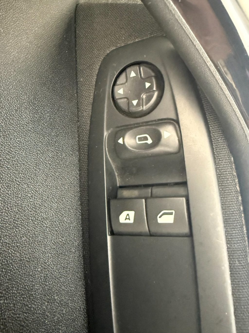 PEUGEOT 208 1° serie PureTech 82 5 porte Allure - 18