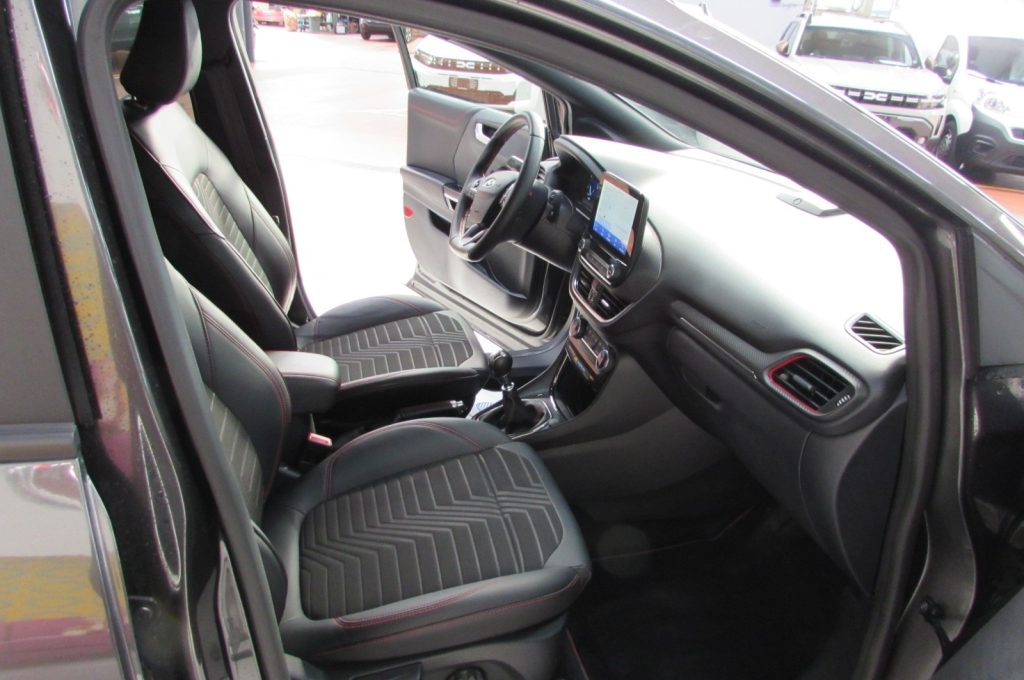 FORD Puma 1.0 EcoBoost Hybrid 125 CV S&S ST-Line X - 15