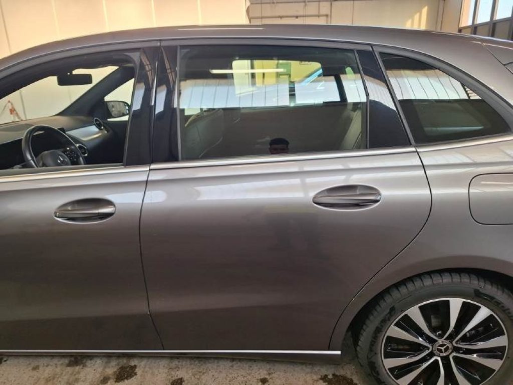 MERCEDES-BENZ B 250 e hybrid EQ Business Extra - 18