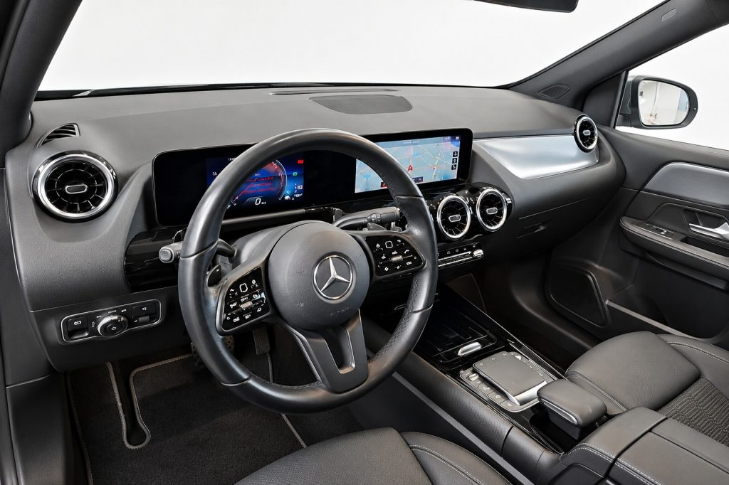 MERCEDES-BENZ B 250 e hybrid EQ Business Extra Plug in - 6