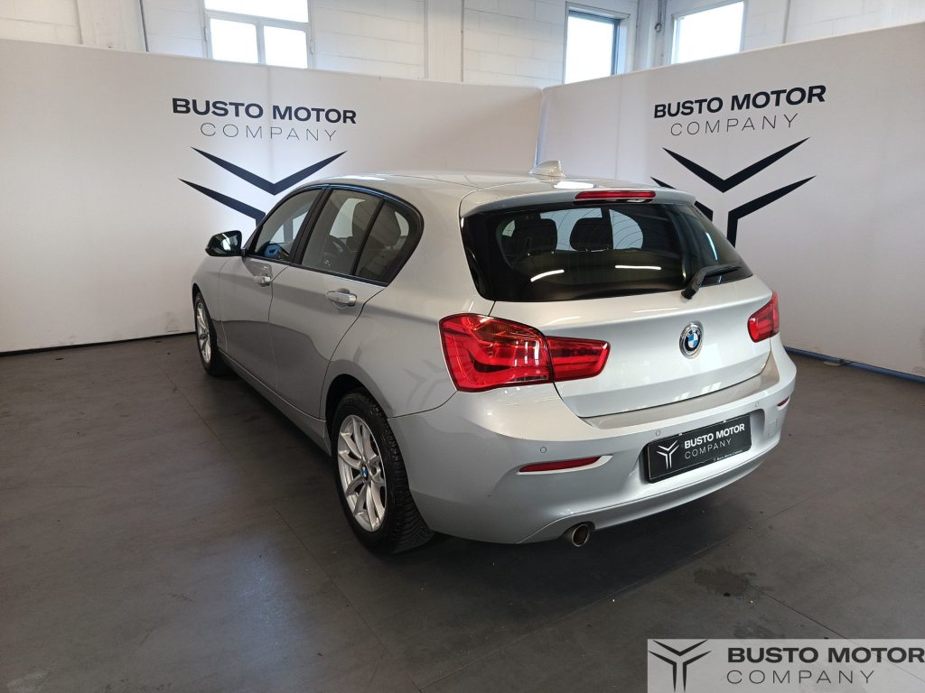 BMW 118 118i Advantage 5p - 6