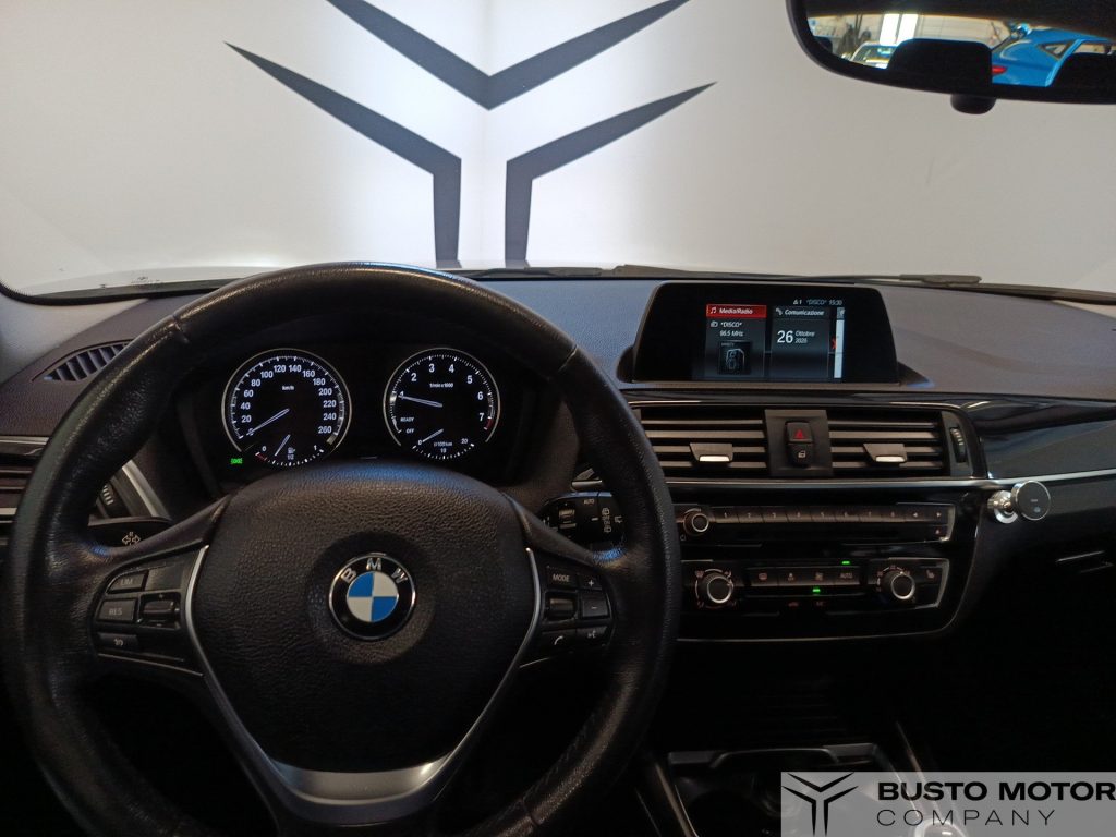 BMW 118 118i Advantage 5p - 11