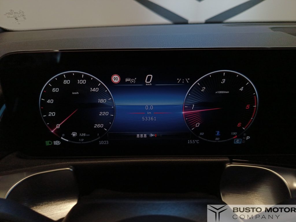 MERCEDES-BENZ GLB 200 GLB 200 d AMG Line Premium 4matic auto - 12