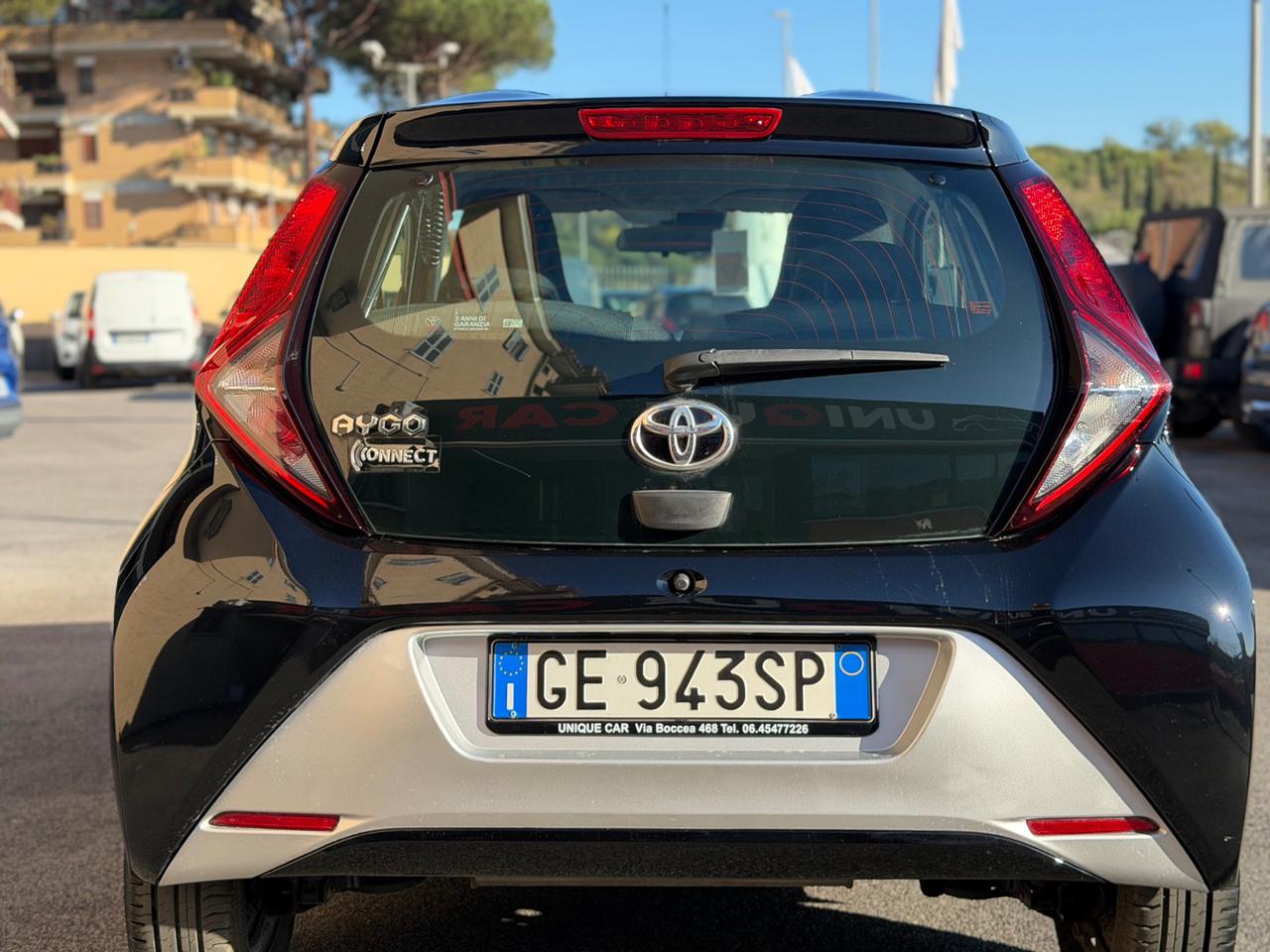 TOYOTA Aygo Connect 1.0 72 CV  x-cool MMT (NESSUN VINCOLO) - 6