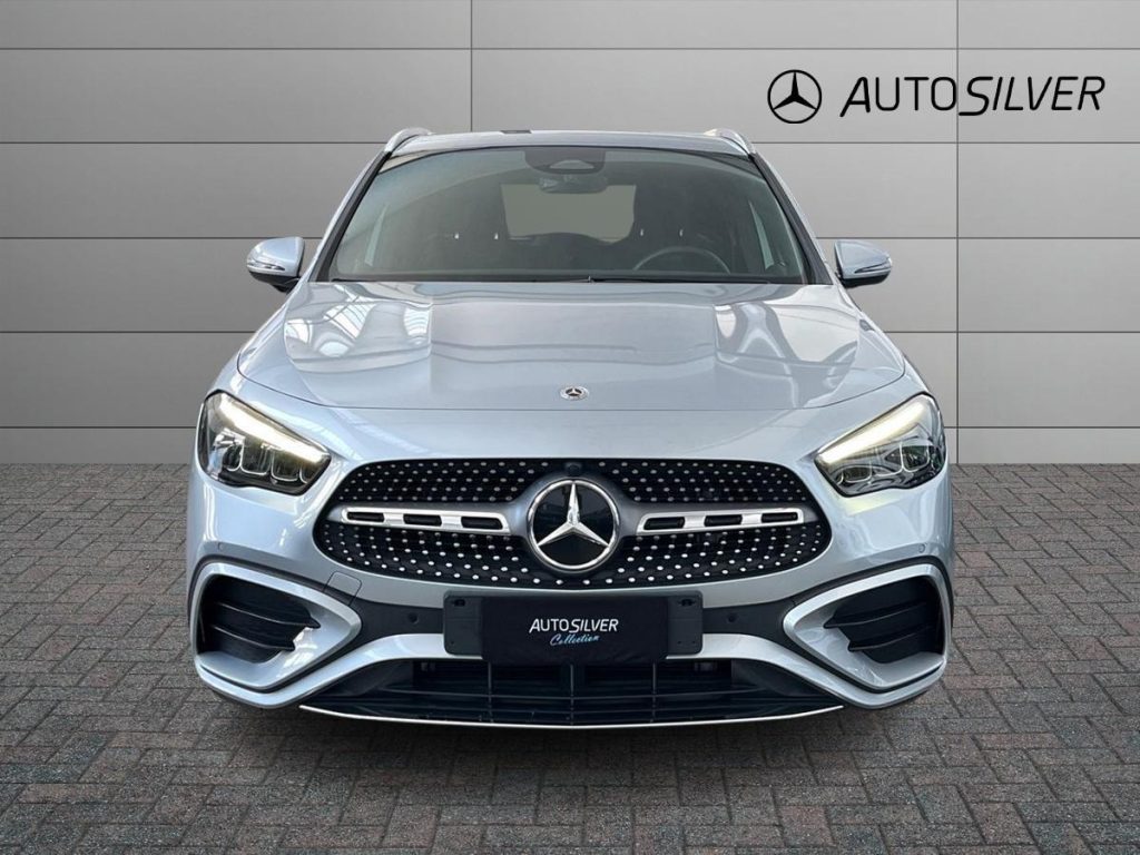 MERCEDES-BENZ GLA 180 d Automatic AMG Line Advanced Plus - 3