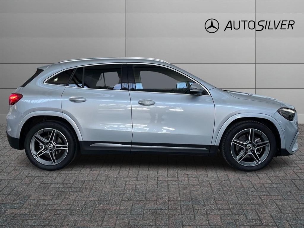 MERCEDES-BENZ GLA 180 d Automatic AMG Line Advanced Plus - 5