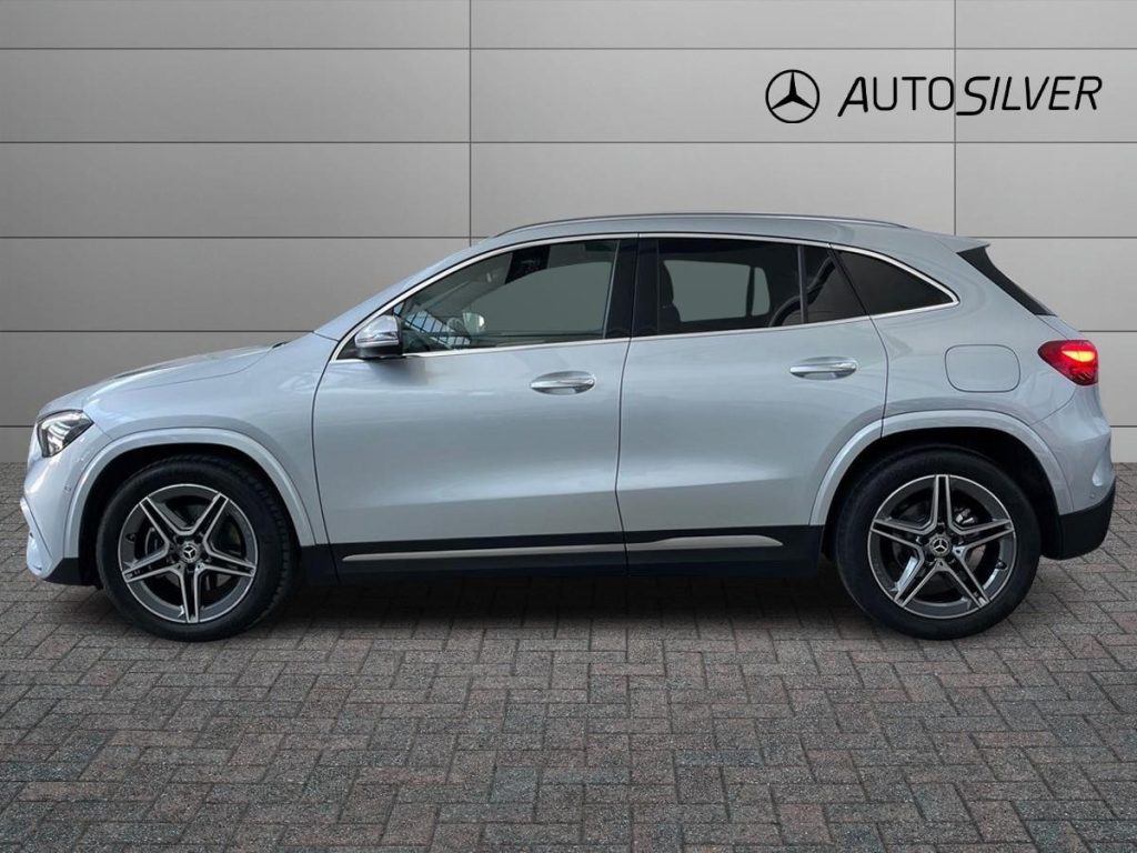 MERCEDES-BENZ GLA 180 d Automatic AMG Line Advanced Plus - 6