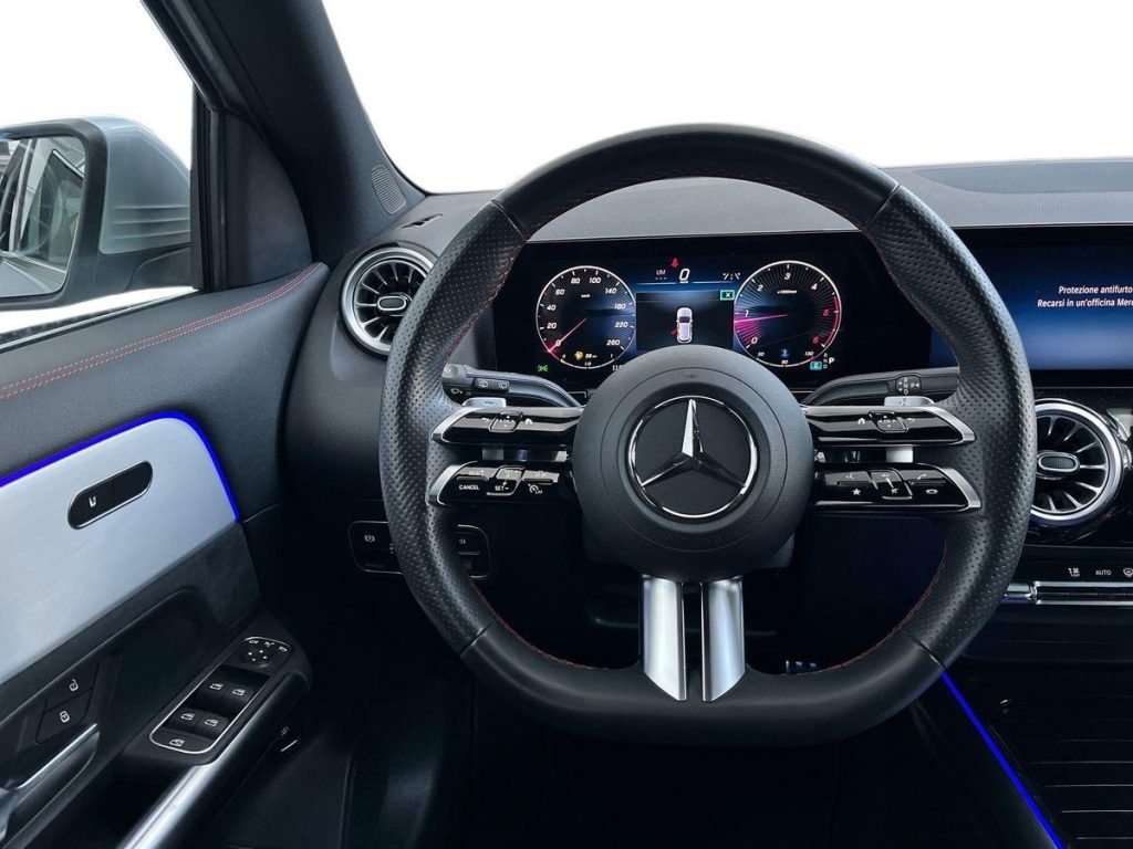 MERCEDES-BENZ GLA 180 d Automatic AMG Line Advanced Plus - 11