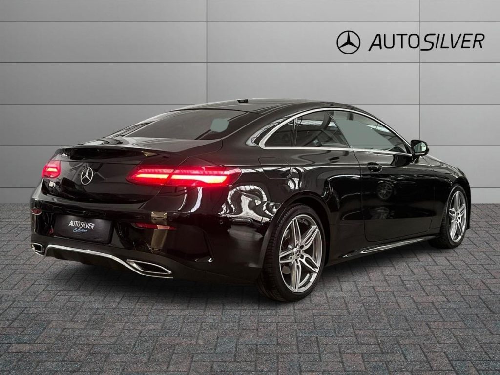 MERCEDES-BENZ E 220 d Auto Premium - 2