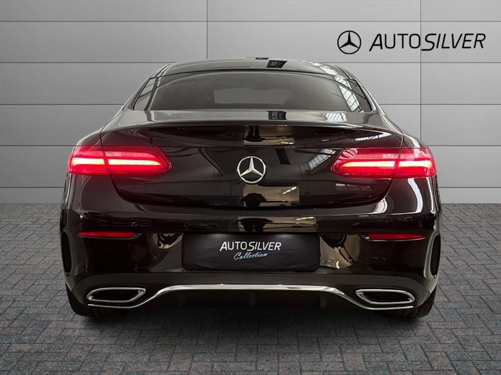 MERCEDES-BENZ E 220 d Auto Premium - 4