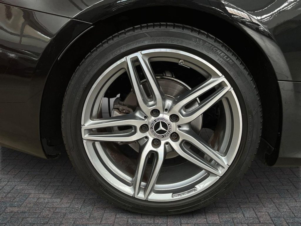 MERCEDES-BENZ E 220 d Auto Premium - 7