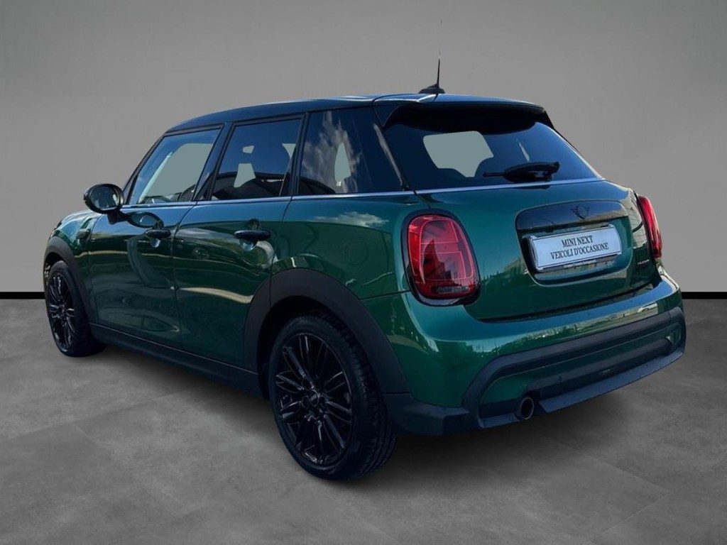 MINI Cooper 1.5 Cooper Classic 5 porte Pacchetto Premium Aut. - 4