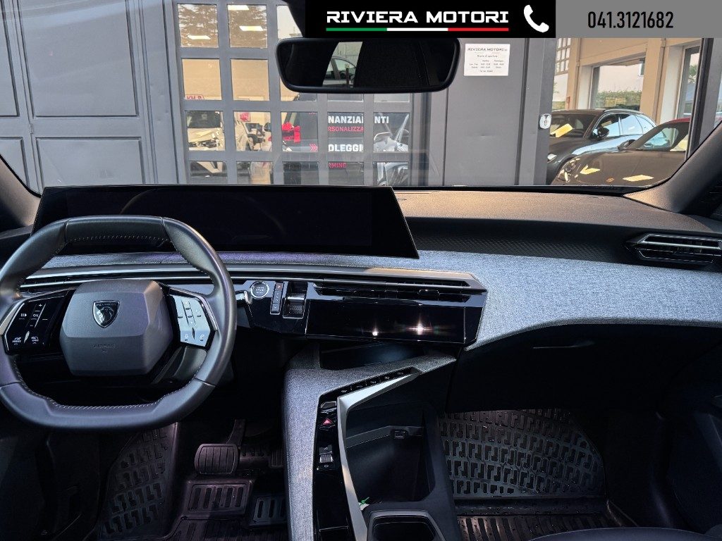 PEUGEOT 3008 Hybrid 145 e-DCS6 Allure - 5
