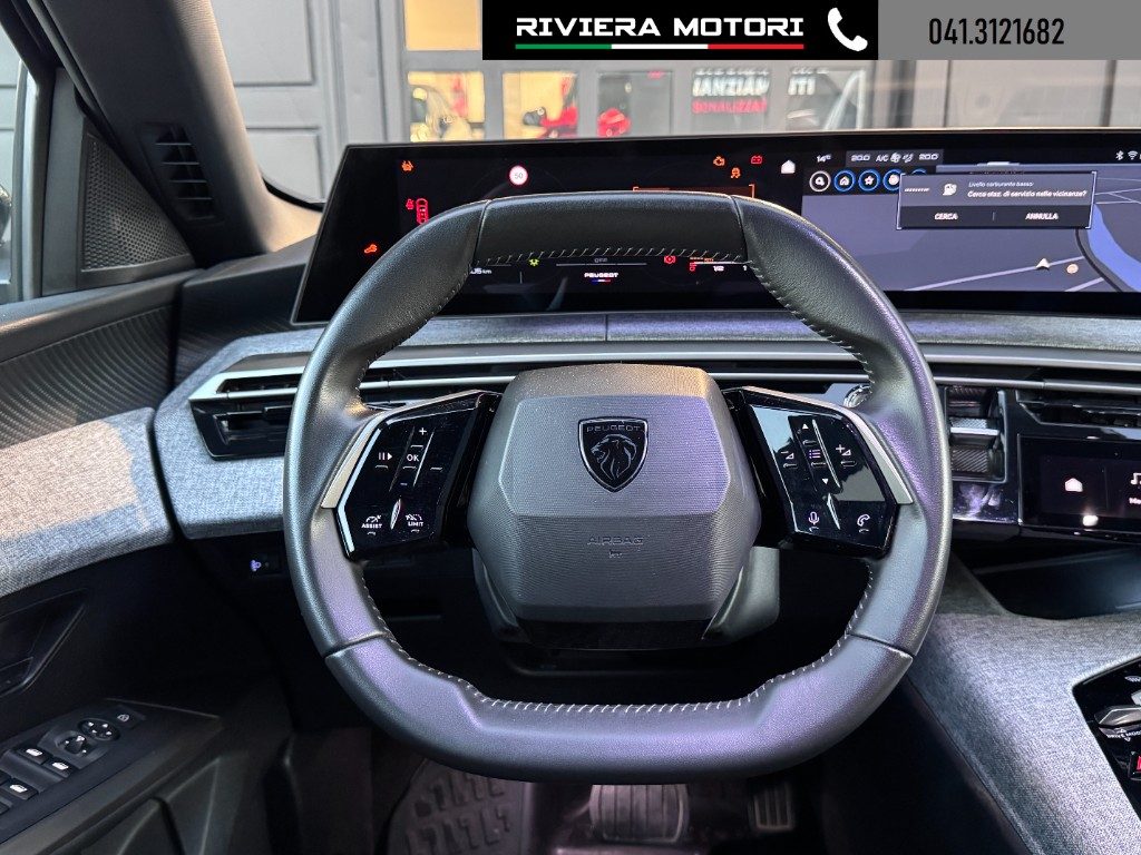 PEUGEOT 3008 Hybrid 145 e-DCS6 Allure - 6