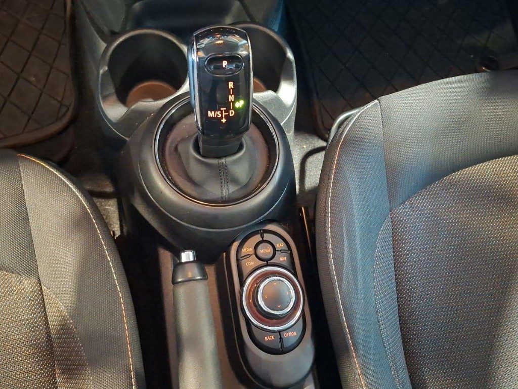 MINI Cooper 1.5 Cooper Camden Edition Aut. - 12