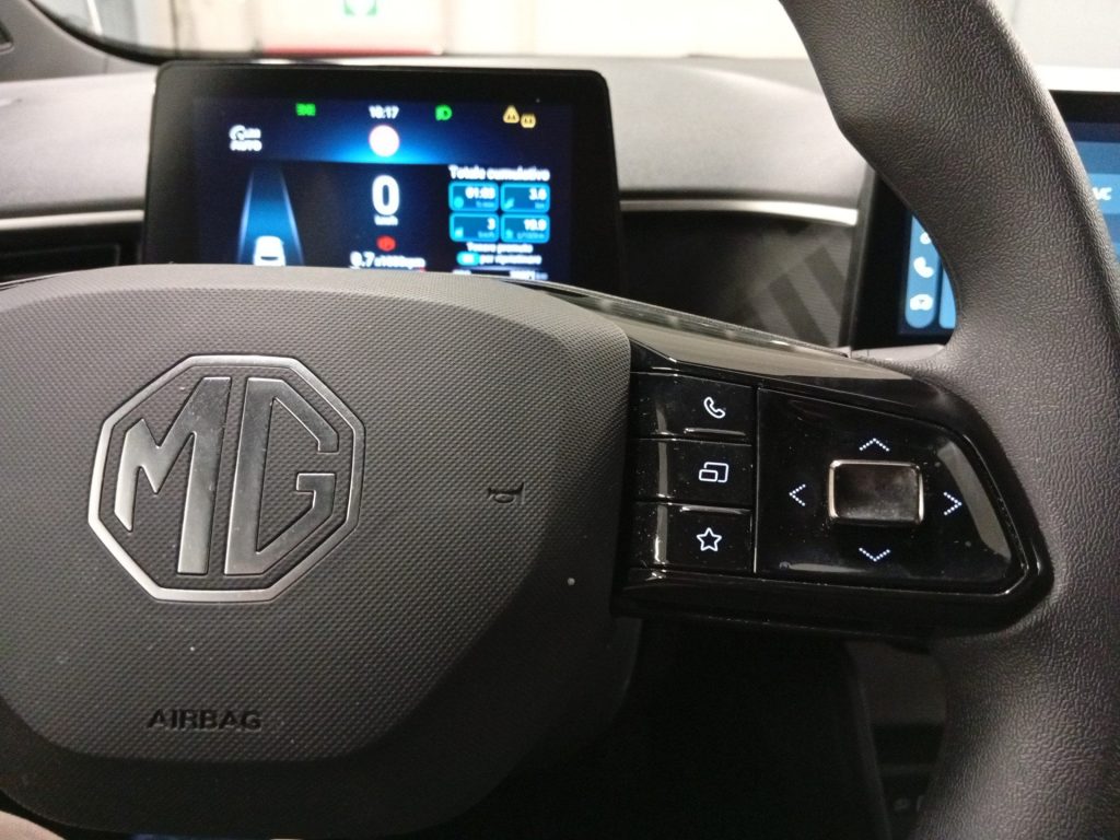 MG MG3 MG MG3 1.5 COMFORT - 18