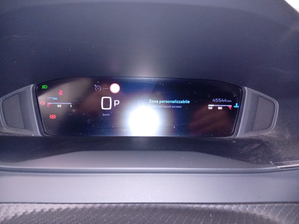PEUGEOT 2008 2008 1.2 puretech Allure s&s 130cv eat8 - 11