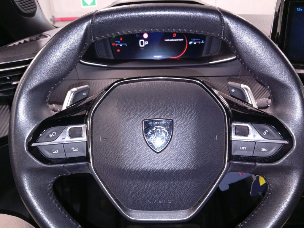 PEUGEOT 2008 2008 1.2 puretech Allure s&s 130cv eat8 - 13