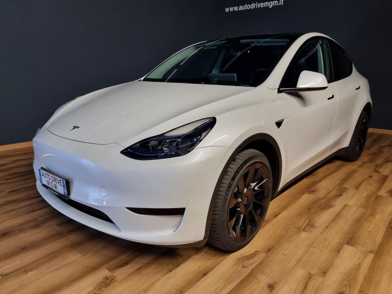 TESLA Model Y RWD - 26