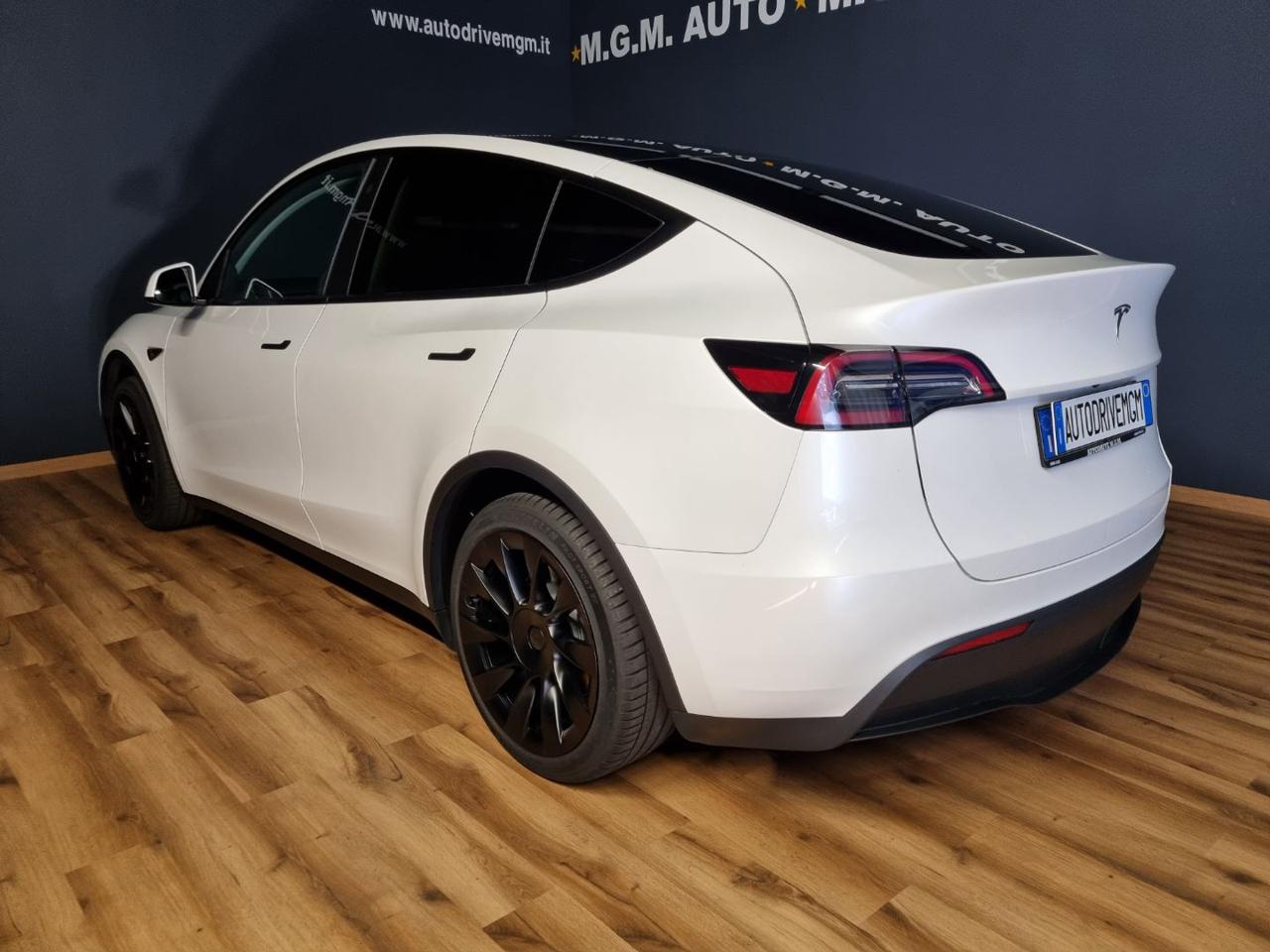 TESLA Model Y RWD - 22