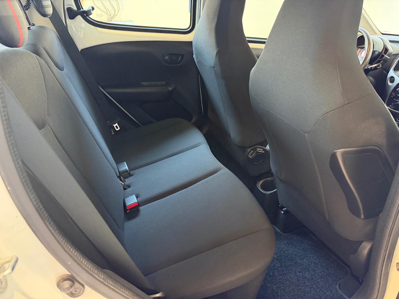 PEUGEOT 108 VTi 68 5 porte Allure TOP! - 13