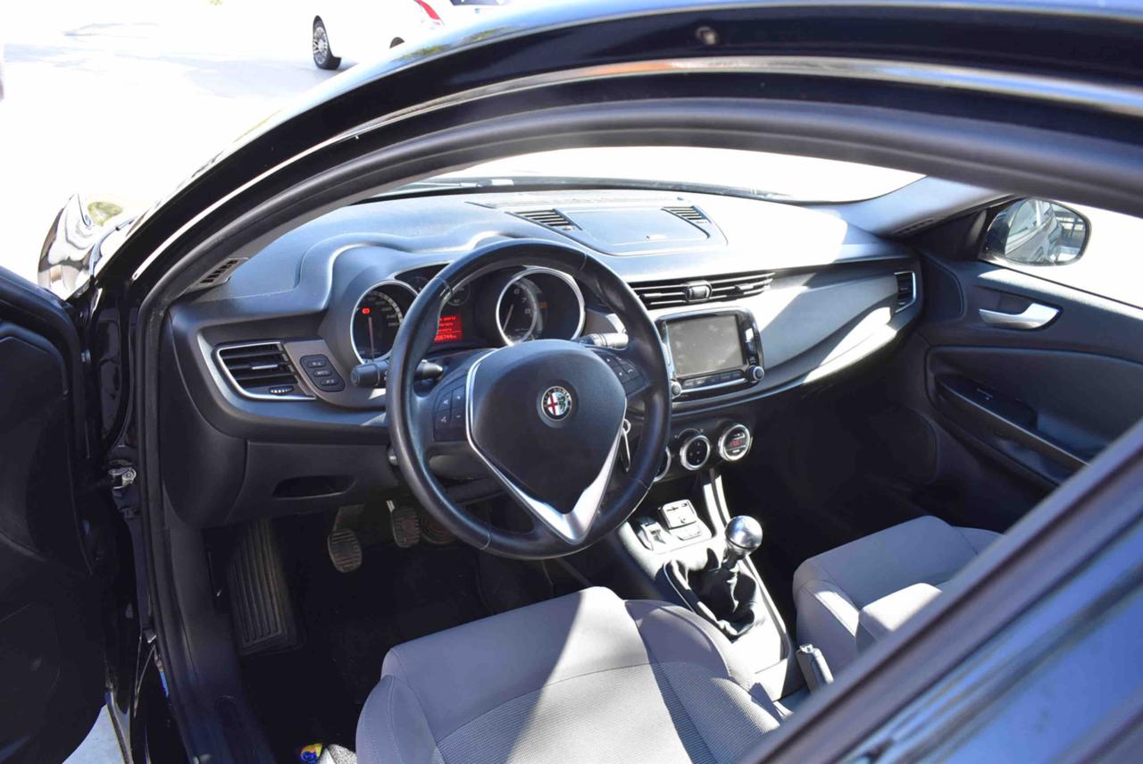 ALFA ROMEO Giulietta 1.4 Turbo 120 CV GPL Distinctive - 6