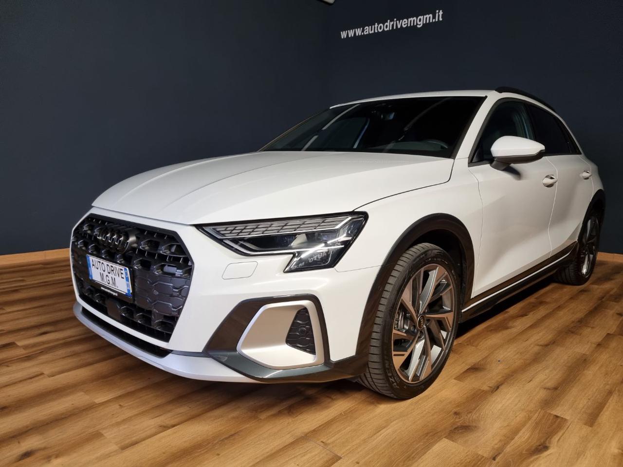 AUDI A3 allstreet 35 TFSI S tronic S LINE - 32