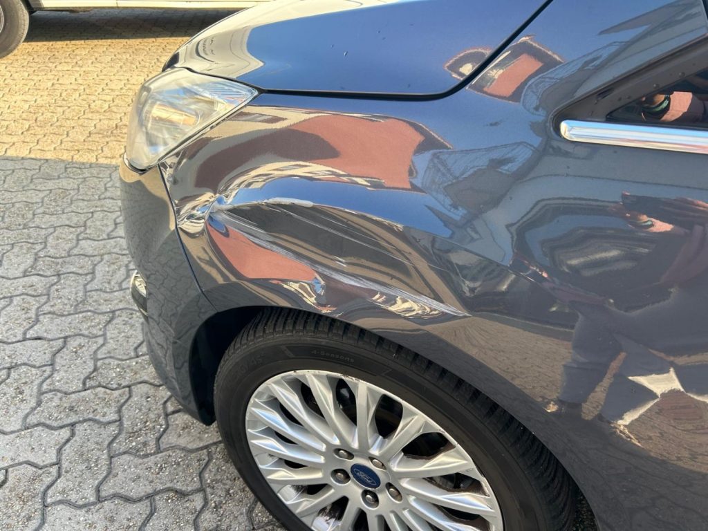 FORD C-Max 1.6 TDCi 115CV *NELLO STATO IN CUI SI TROVA - 8