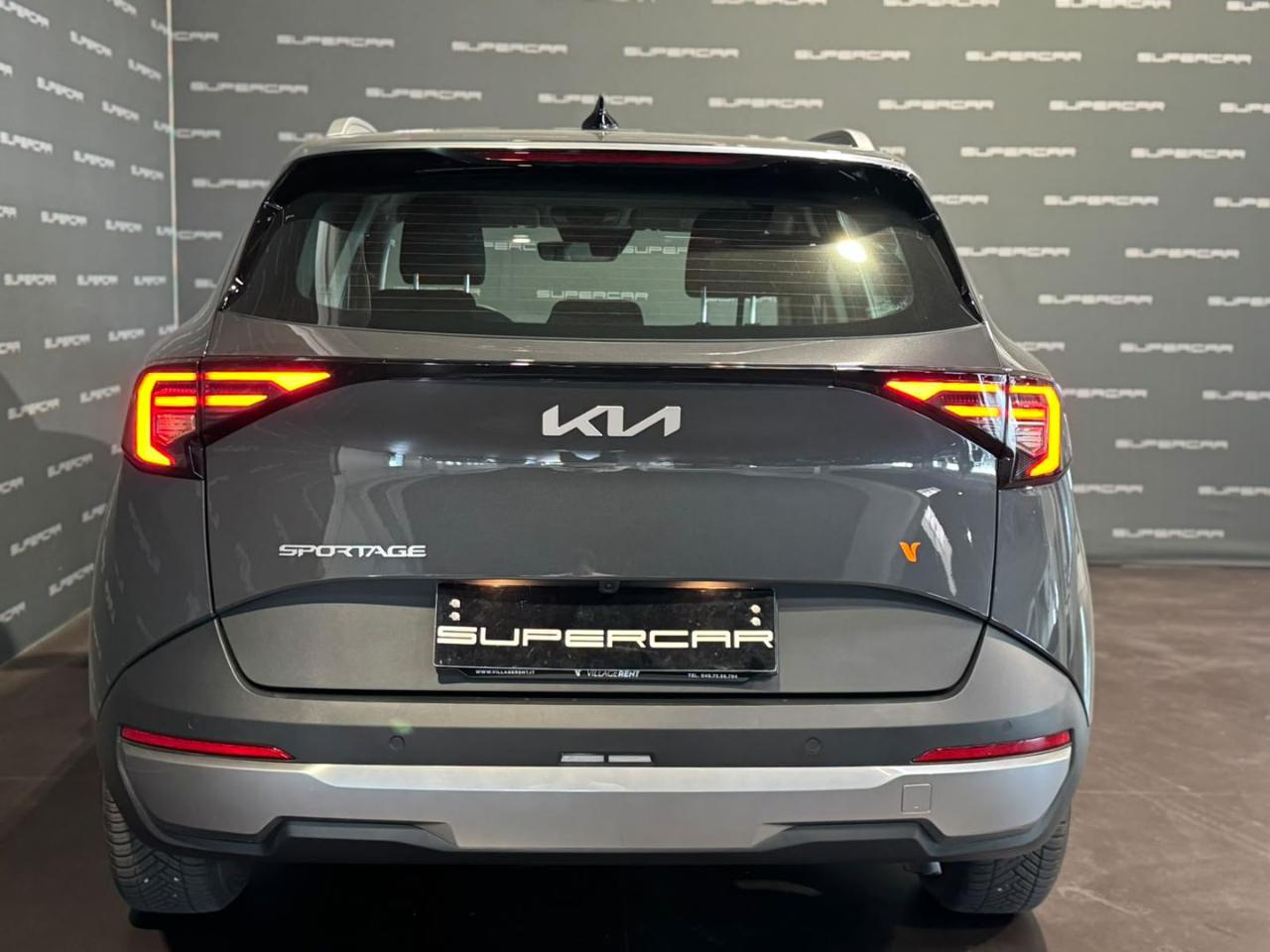 KIA Sportage 1.6 CRDi MHEV DCT Business - 4