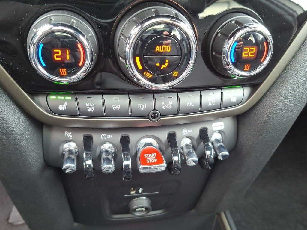 MINI Countryman 2.0 Cooper SD ALL4 + Tetto Apr. - 13