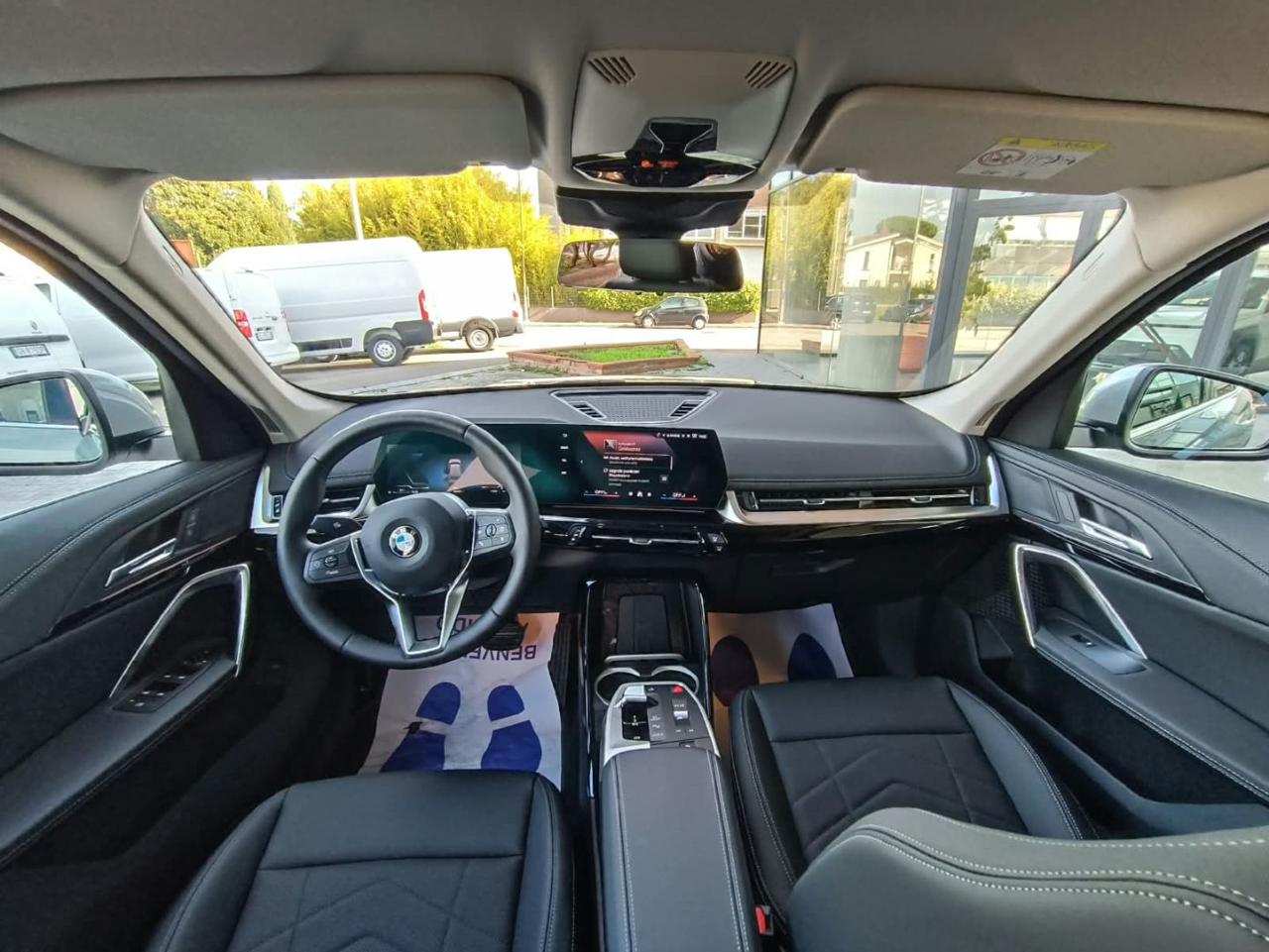 BMW X1 sDrive 18d X-Line DCT - 19