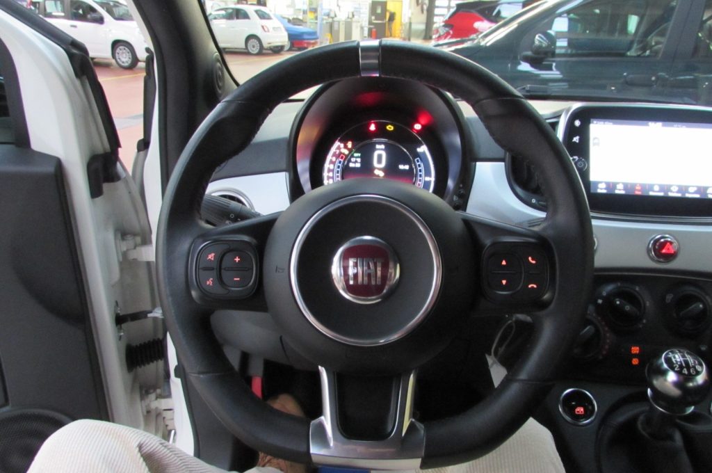 FIAT 500 1.0 Hybrid Connect - 14