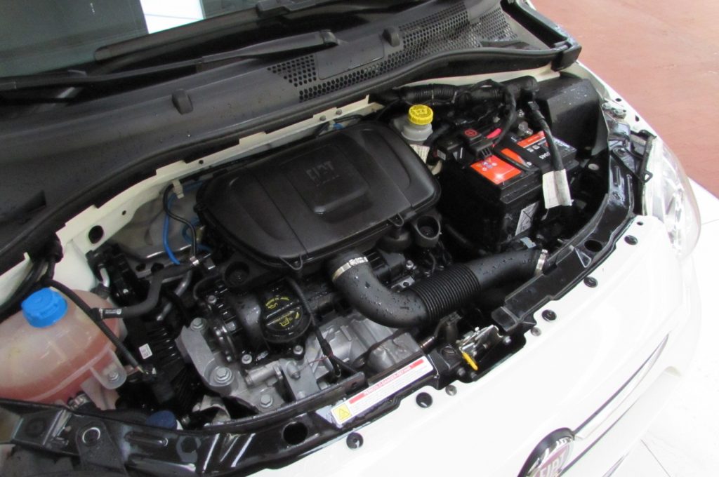 FIAT 500 1.0 Hybrid Connect - 18