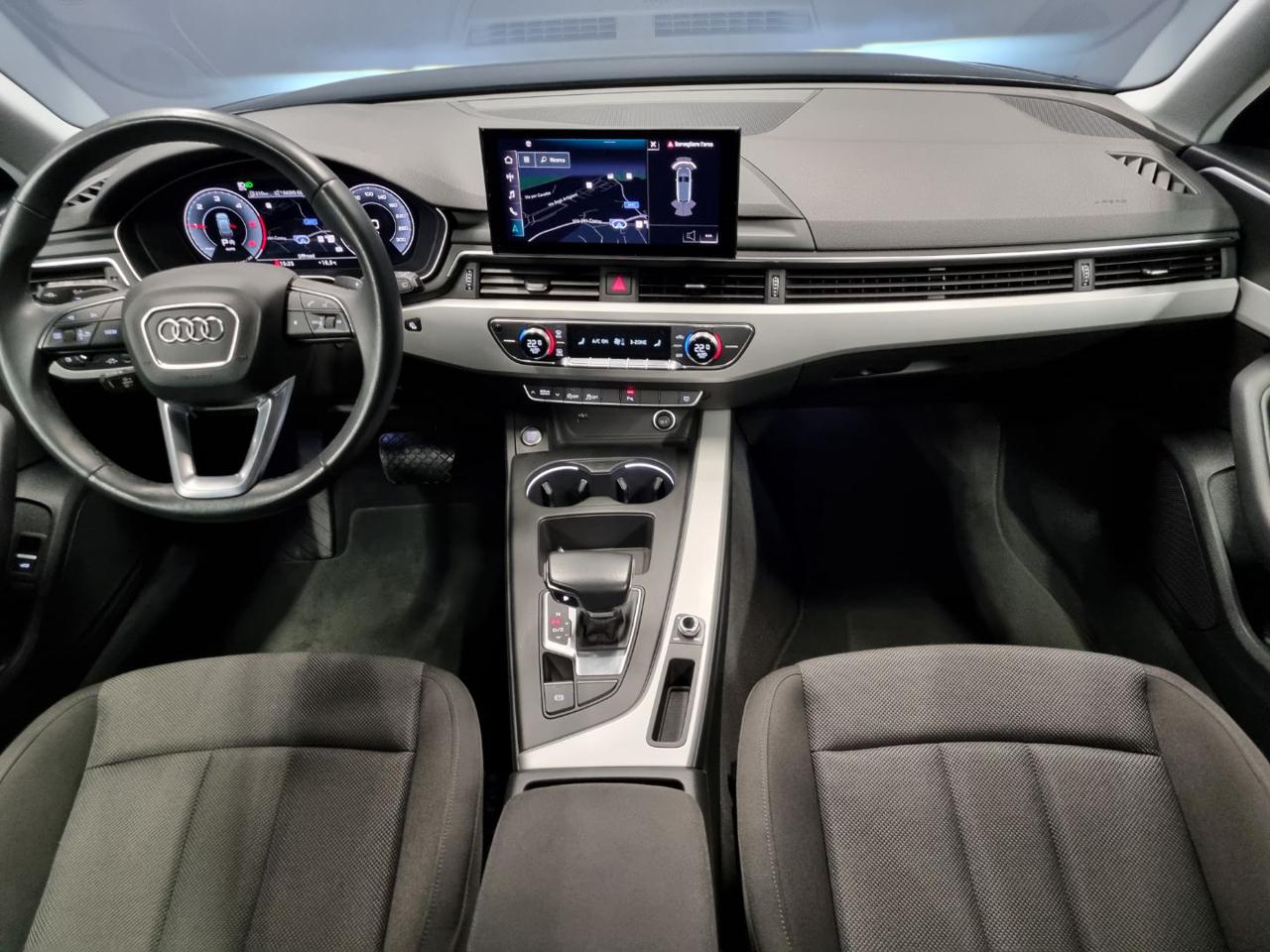 AUDI A4 Avant 30 TDI/136 CV S tronic Business Advanced - 6