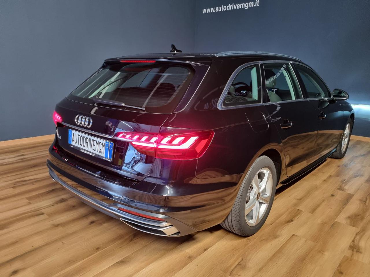 AUDI A4 Avant 30 TDI/136 CV S tronic Business Advanced - 30