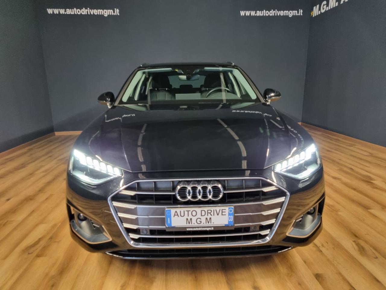 AUDI A4 Avant 30 TDI/136 CV S tronic Business Advanced - 5