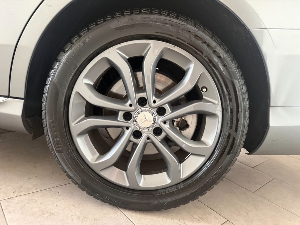 MERCEDES-BENZ C 200 d S.W. Auto Premium Plus - 8