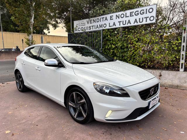 VOLVO V40 Bianco pastello