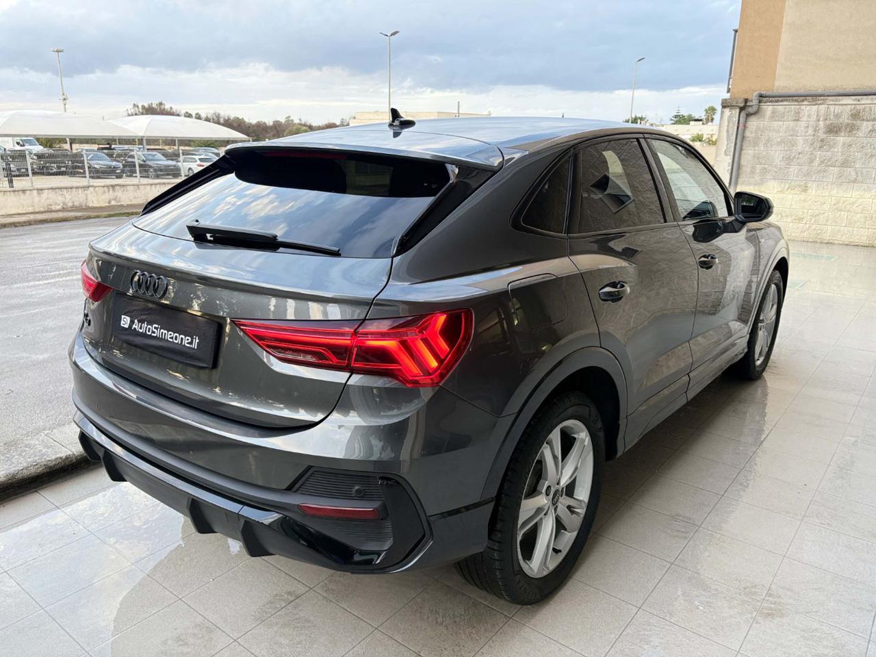 AUDI Q3 SPB Sportback 35 TDI S tronic S line edition - 5