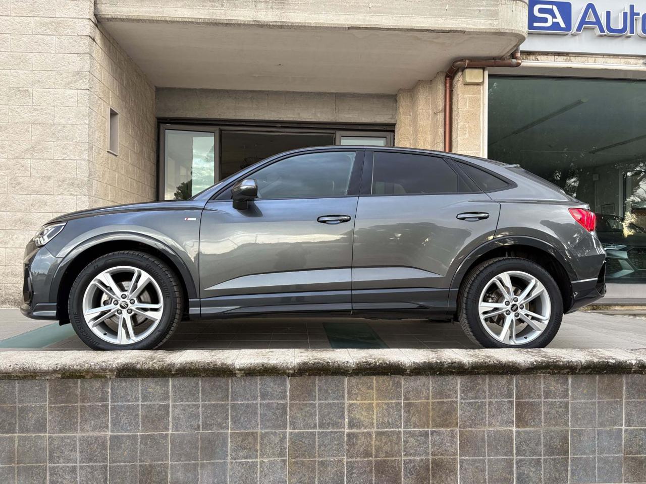 AUDI Q3 SPB Sportback 35 TDI S tronic S line edition - 8