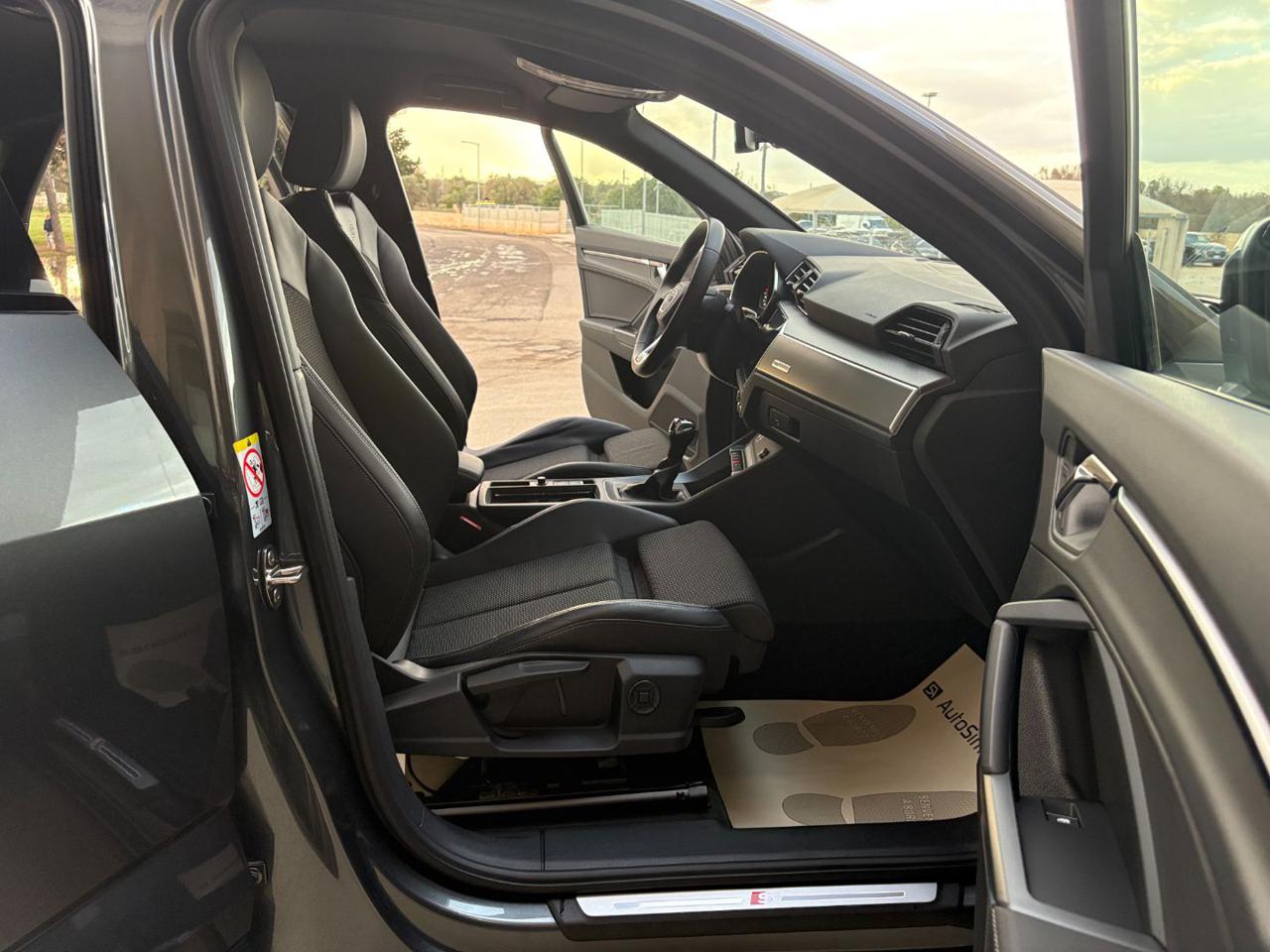 AUDI Q3 SPB Sportback 35 TDI S tronic S line edition - 9