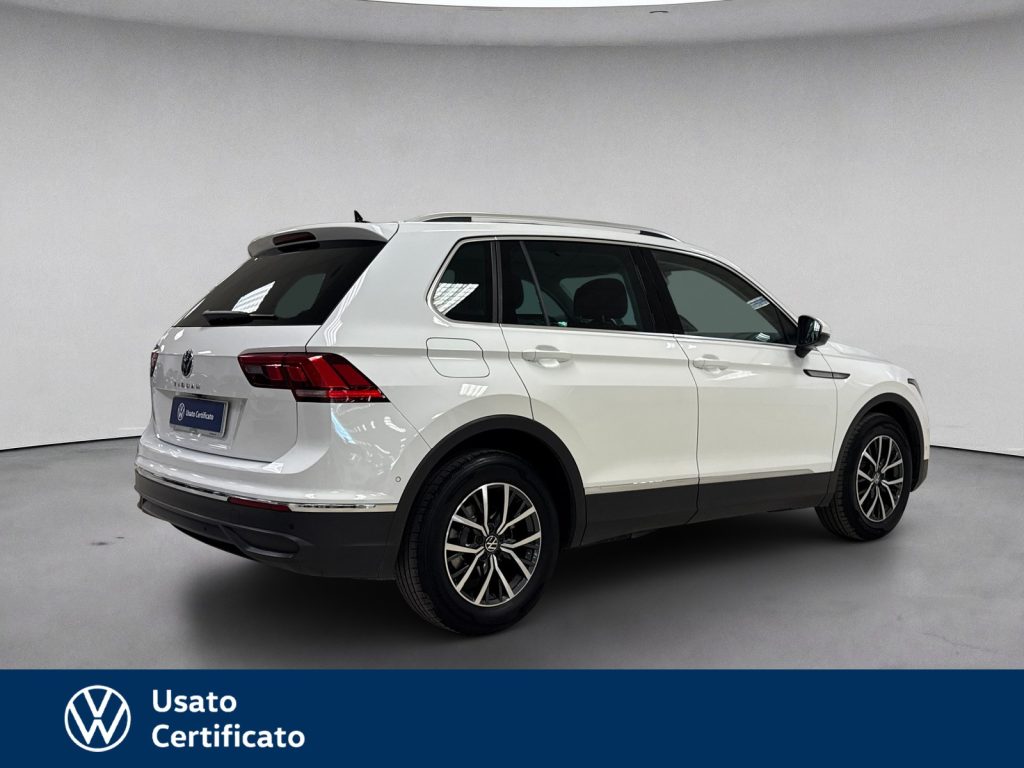 VOLKSWAGEN Tiguan 2.0 tdi life 150cv dsg - 4