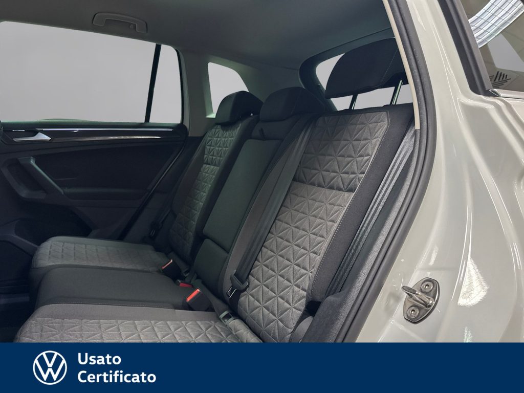 VOLKSWAGEN Tiguan 2.0 tdi life 150cv dsg - 12