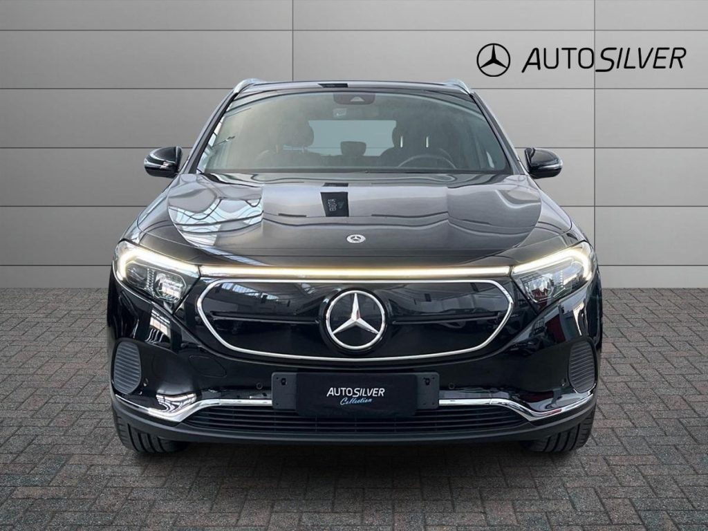 MERCEDES-BENZ EQA 250 Sport - 3