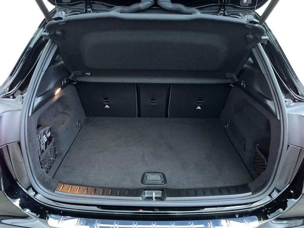 MERCEDES-BENZ EQA 250 Sport - 13